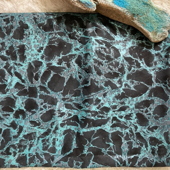 Chris & Stone Associates California Fabric - Picture 5 of 7